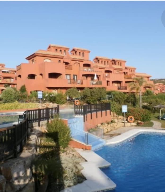 Apartamento Espacioso Muy Tranquilo Con Piscinas Y Jardines Cercano A La Playa Эстепона Экстерьер фото